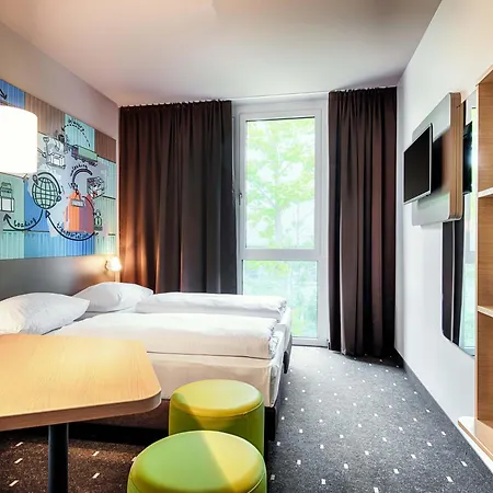 Stuttgart-neckarhafen شتوتغارت