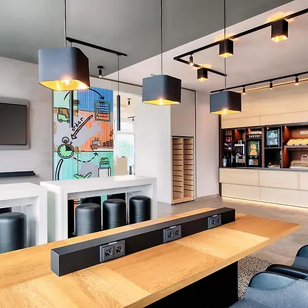 Stuttgart-neckarhafen 3* شتوتغارت