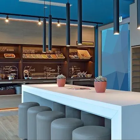 מלון Stuttgart-neckarhafen