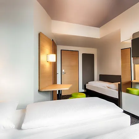 Stuttgart-neckarhafen Hotel Stuttgart