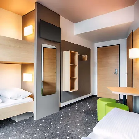 Stuttgart-neckarhafen 3*