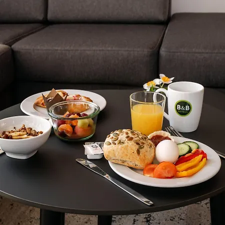 Hotel Stuttgart-neckarhafen 3*