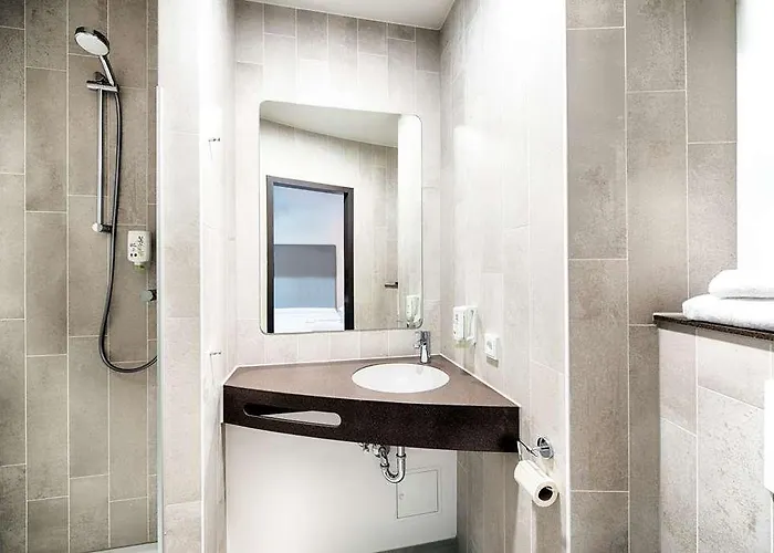 Stuttgart-neckarhafen Ξενοδοχείο 3*