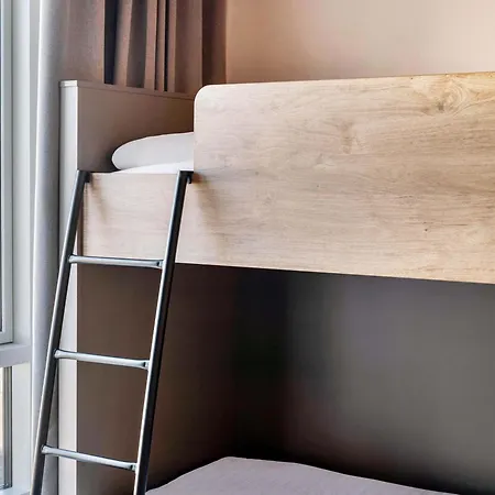 Stuttgart-neckarhafen Hotel 3*